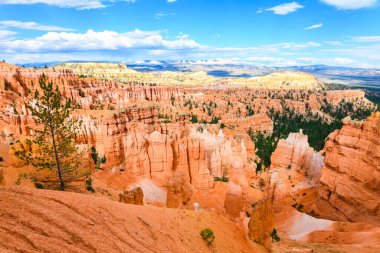 Britanya Kanyonu kabadayılarının panoramik görüntüsü, Utah