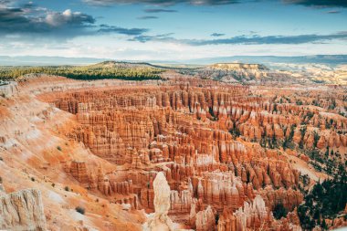 Britanya Kanyonu kabadayılarının panoramik görüntüsü, Utah