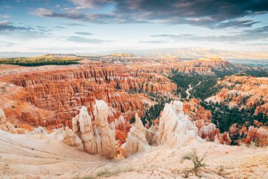 Britanya Kanyonu kabadayılarının panoramik görüntüsü, Utah