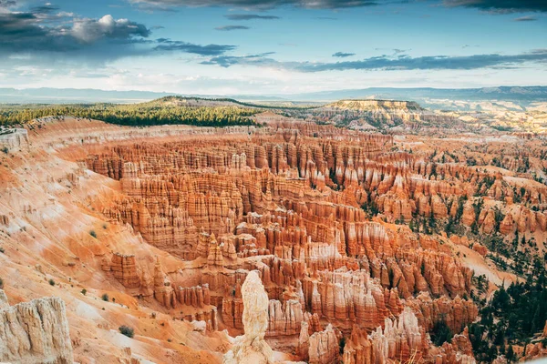 Britanya Kanyonu kabadayılarının panoramik görüntüsü, Utah