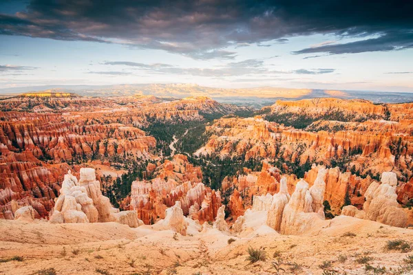 Britanya Kanyonu kabadayılarının panoramik görüntüsü, Utah