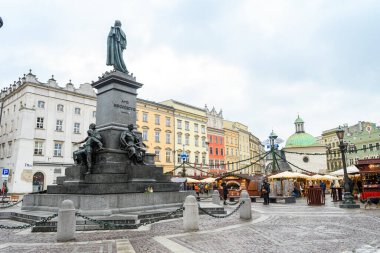 Krakow, Polonya. 29 Aralık 2019: Krakow sokakları Noel zamanı, Polonya