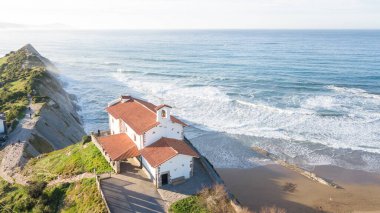 Zumaia 'daki Bask ülke kıyı şeridinin havadan görünüşü