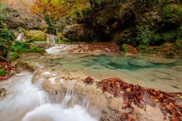 Barevná Podzimní Krajina Zdroje Urederra Španělsko — Stock fotografie