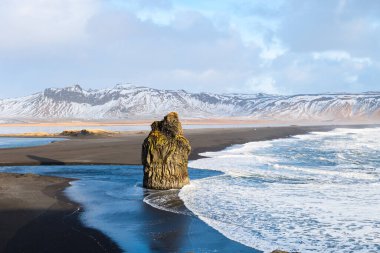 Reynisfjara volkanik plajı, İzlanda