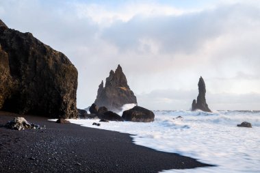 Reynisfjara volkanik plajı, İzlanda