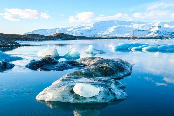 Сонячний День Льодовику Джокулсарлон Ісландія — стокове фото