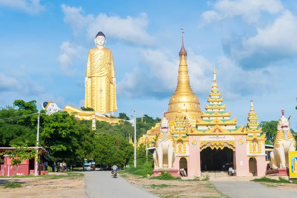 位于Myanmar Moniwa的塔楼建筑群的壮观景象 — 图库照片