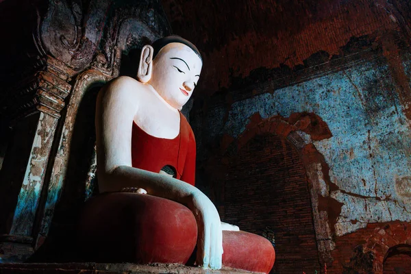 Statua Buddha All Interno Del Tempio Bagan — Foto Stock