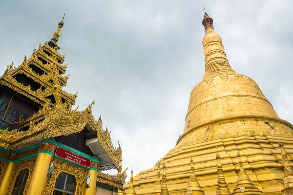 Berömda Gyllene Tempel Bagan Myanmar — Stockfoto