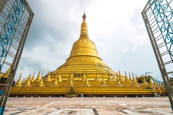 Berömda Gyllene Tempel Bagan Myanmar — Stockfoto