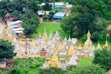 Pindaya 'daki Myanmar kırsalının panoramik görüntüsü 