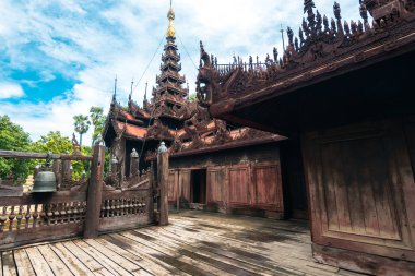 Myanmar 'daki eski Mandalay Tapınağı