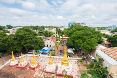 Monywa City, Myanmar 'da inanılmaz gün batımı