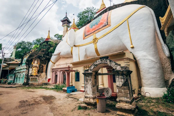 Temple Phowintaung Complexo Famoso Localizado Monywa Myanmar — Fotografia de Stock