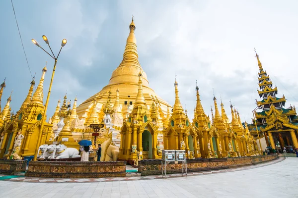 Янгон Янма August 2019 Золота Пагода Шведагону Янгоні Янма — стокове фото