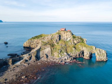 İspanya 'nın Bask ülkesindeki Gaztelugatxe Adası manzarası