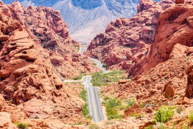 Nevada, Ateş Vadisi 'ndeki muhteşem çöl yolu.