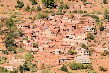 Fas Atlası 'ndaki kırsal berber köyleri