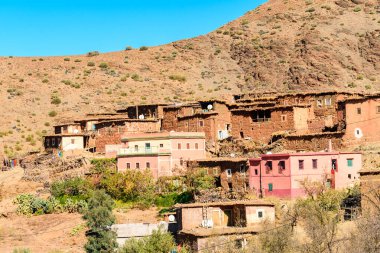 Fas Atlası 'ndaki kırsal berber köyleri