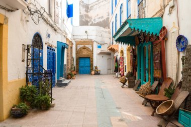 Essauria, Fas. 2 Kasım 2017: Essaouira sokağı Eski Medine, Fas