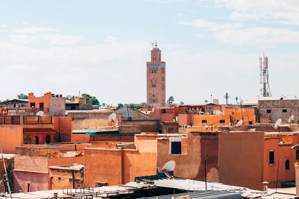 Marrakech Medina Visualizações Com Atlas Montanha Segundo Plano — Fotografia de Stock