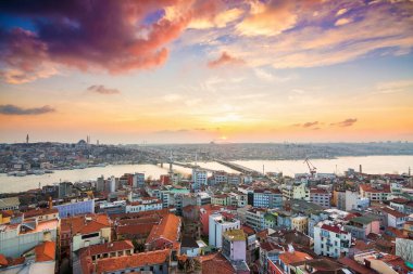 Galata Kulesi 'nden İstanbul' un inanılmaz manzarası