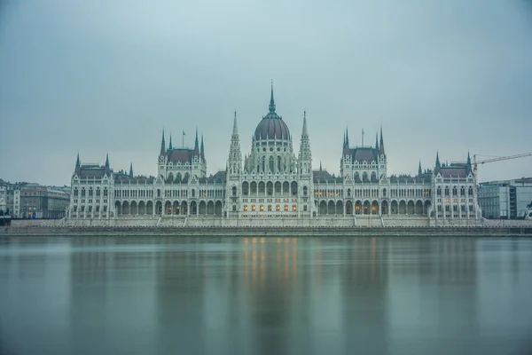 Views Famous Parliament Building Budapest Hungary — стоковое фото