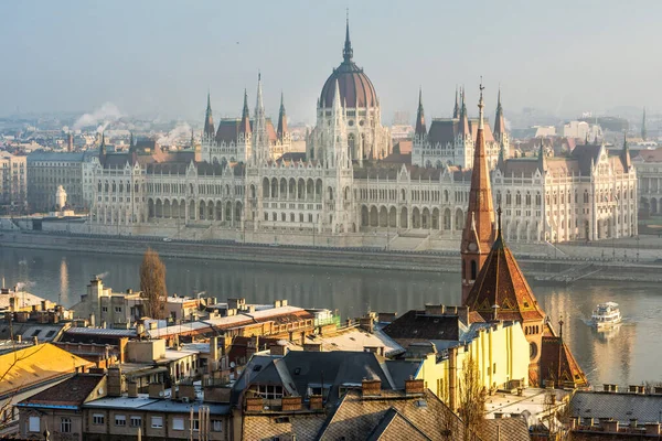 Views Famous Parliament Building Budapest Hungary — стоковое фото