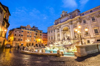 Roma, İtalya 'da fontana di trevi manzarası