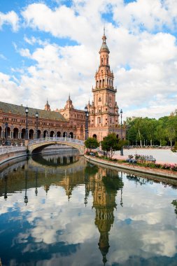 İspanya, Seville 'deki güzel plaza de espaa meydanı