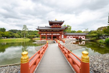 Japonya, Kyoto 'daki güzel Anka Kuşu Tapınağı