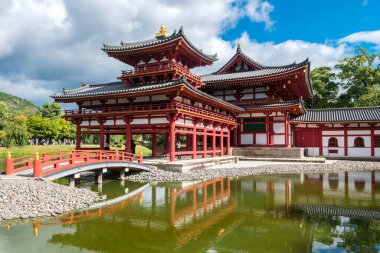 Japonya, Kyoto 'daki güzel Anka Kuşu Tapınağı