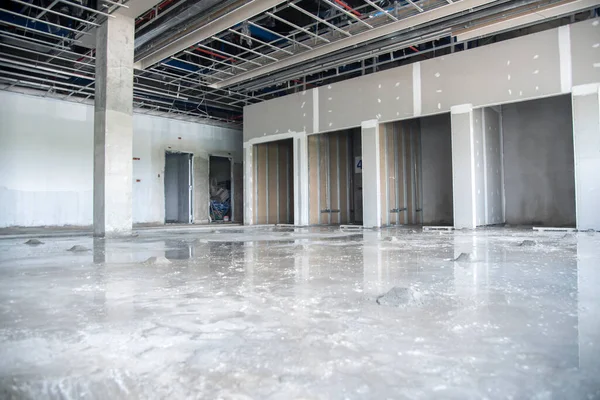 Tavan yapısı ev işi