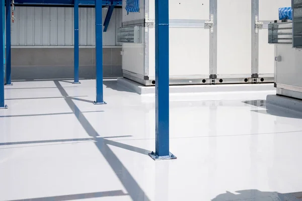 Epoksi zemin su geçirmez.