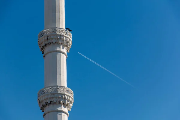 Minarete Mezquita Ankara Kocatepe Avión Paso — Foto de Stock