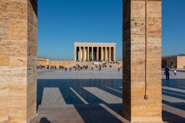 Ankara / Türkiye 22 Ocak 2020 'de Atatürk Anıtkabir Anıtkabir Anıtmezarı' nda, Atatürk 'ün büyük lideri Atatürk' ü ziyaret eden insanlar sevgisini ve saygısını iletti.