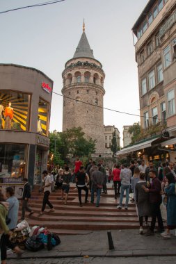 13 Aralık 2019 Taksim / Türkiye Galata Kulesi ve halkı