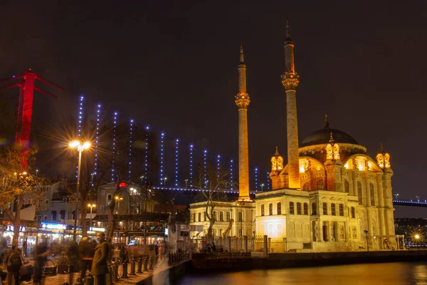 Ιανουαρίου 2020 Καρακόι Τουρκικό Τέμενος Ορτακού Και Γέφυρα Βοσπόρου — Φωτογραφία Αρχείου