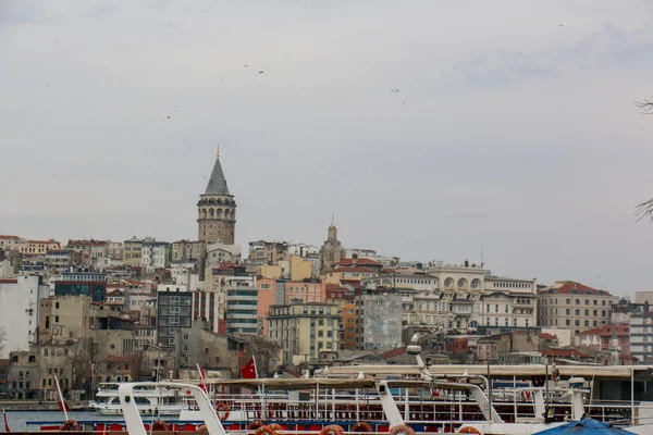 Február 2020 Istanbul Turkey Galata Tower Halászok Épületek — Stock Fotó