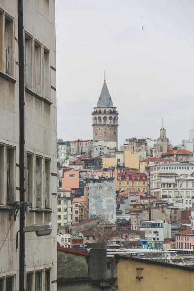 Galata Turm Und Umliegende Gebäude Foto Von Der Straße — Stockfoto
