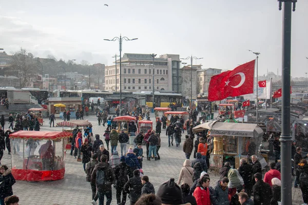 Φεβρουαρίου 2020 Fatih Κωνσταντινούπολη Eminonu Ψαράδες Εμπορικός Πωλητής Που Πωλούν — Φωτογραφία Αρχείου