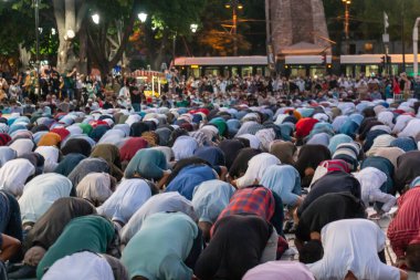 İstanbul / Türkiye 10 Temmuz 2020 86 yıl sonra Ayasofya Camii 'nde ilk namaz. Eski bazilika, katedral ve müze. Bizans İmparatoru