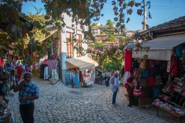 Safranbolu / Türkiye 3 Ekim 2020 Safranbolu sokakları ve güzel evler. UNESCO tarihi miraslar listesi tarafından korunuyor