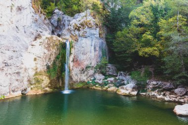 Horma Kanyonu, Kure Dağları Ulusal Parkı. Dağlardan geçen sular ve tehlikeli yürüyüş yolları.