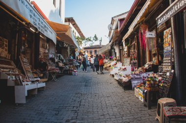 Safranbolu / Türkiye 3 Ekim 2020 Safranbolu sokakları ve güzel evler. UNESCO tarihi miraslar listesi tarafından korunuyor