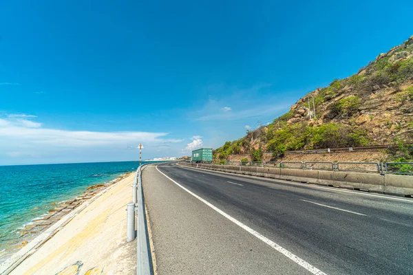 Vinh Hao plajı, Binh Thuan bölgesi, Vietnam