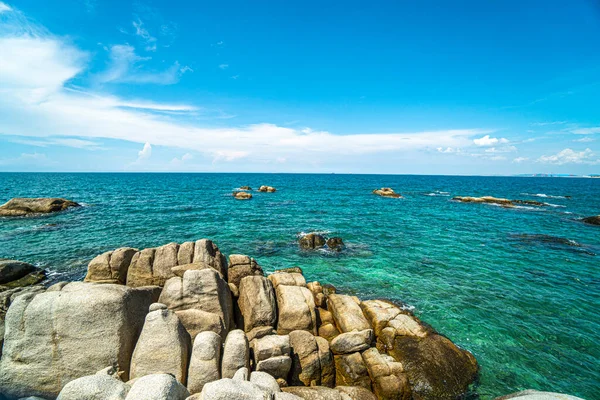Vinh Hao plajı, Binh Thuan bölgesi, Vietnam