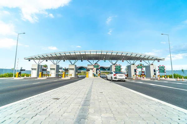 Nha Trang şehrinin hayat dolu bir ritmi var.