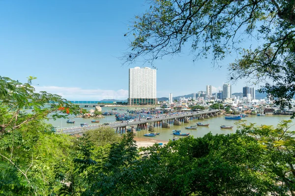 Ponagar ya da Thap Ba Po Nagar, Vietnam 'ın Nha Trang kenti yakınlarında bulunan bir tapınak kulesidir.
